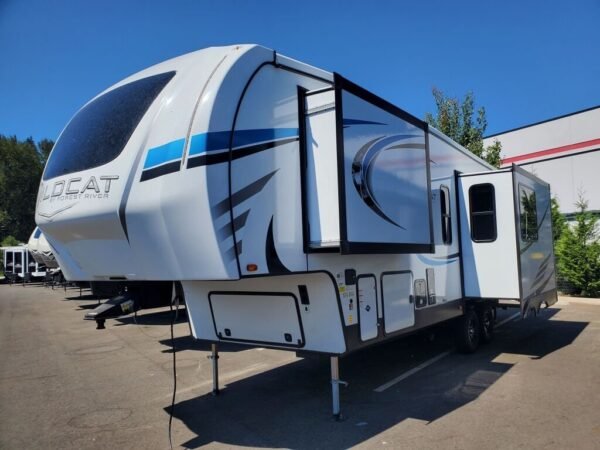 2022-Forest-River-Wildcat-302BH-Fifth-Wheel-Stock-S334-on-sale-at-Poulsbo-RV-1.jpg 2022 Forest River Wildcat 302BH