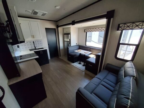 2022-Forest-River-Wildcat-302BH-Fifth-Wheel-Stock-S334-on-sale-at-Poulsbo-RV-6.jpg 2022 Forest River Wildcat 302BH