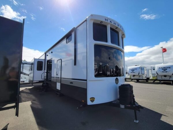 2024-Crossroads-Hampton-HP375DBL-Destination-Trailer-Stock-M3467-on-sale-at-Poulsbo-RV-15-scaled-1.jpg 2024 Crossroads Hampton HP375DBL