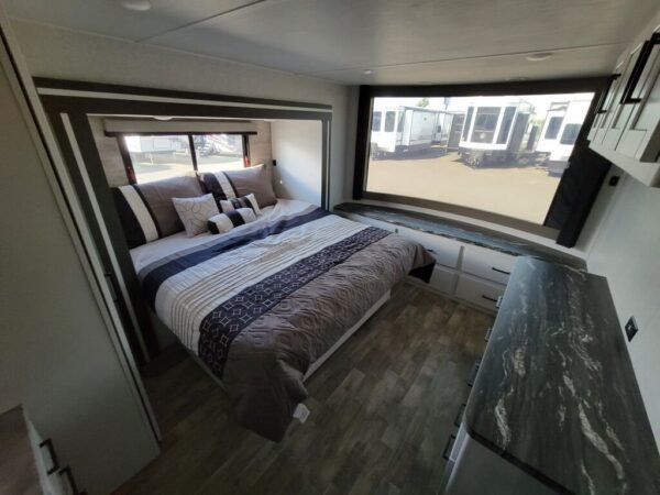 2024-Crossroads-Hampton-HP375DBL-Destination-Trailer-Stock-M3467-on-sale-at-Poulsbo-RV-4.jpg 2024 Crossroads Hampton HP375DBL