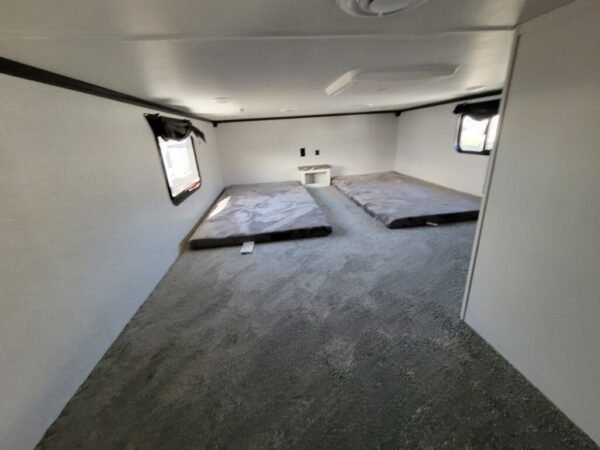 2024-Crossroads-Hampton-HP375DBL-Destination-Trailer-Stock-M3467-on-sale-at-Poulsbo-RV-5.jpg 2024 Crossroads Hampton HP375DBL