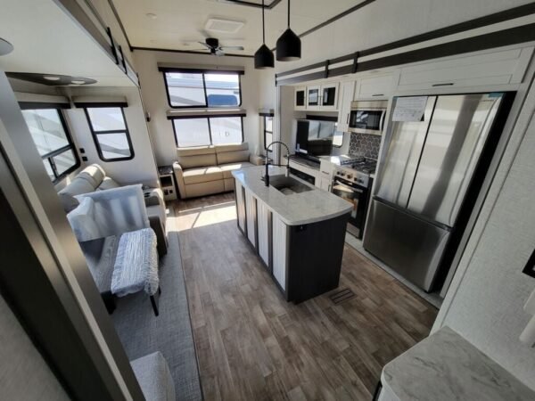 2024-Crossroads-Hampton-HP375DBL-Destination-Trailer-Stock-M3467-on-sale-at-Poulsbo-RV-9.jpg 2024 Crossroads Hampton HP375DBL