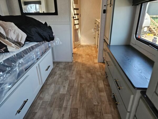 2024-Crossroads-Redwood-RW4001LK-Fifth-Wheel-Stock-E5782-on-sale-at-Poulsbo-RV-10.jpg 2024 Crossroads Redwood RW4001LK