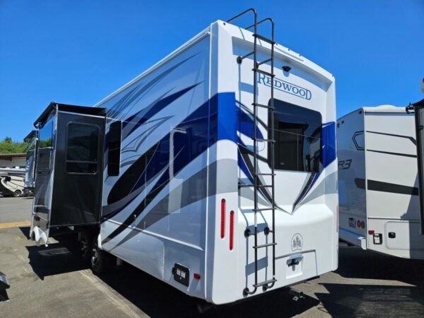2024-Crossroads-Redwood-RW4001LK-Fifth-Wheel-Stock-E5782-on-sale-at-Poulsbo-RV-2.jpg 2024 Crossroads Redwood RW4001LK