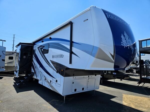 2024-Crossroads-Redwood-RW4001LK-Fifth-Wheel-Stock-E5782-on-sale-at-Poulsbo-RV.jpg 2024 Crossroads Redwood RW4001LK