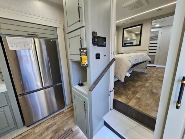 2024-Crossroads-Redwood-RW4150RD-Fifth-Wheel-Stock-K5986-on-sale-at-Poulsbo-RV-15.jpg 2024 Crossroads Redwood RW4150RD