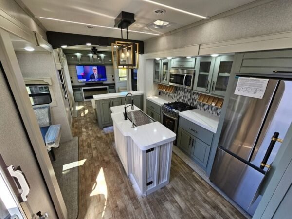2024-Crossroads-Redwood-RW4150RD-Fifth-Wheel-Stock-K5986-on-sale-at-Poulsbo-RV-23.jpg 2024 Crossroads Redwood RW4150RD