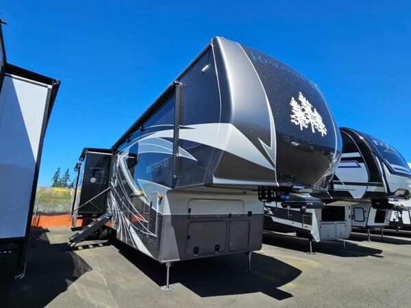 2024-Crossroads-Redwood-RW4150RD-Fifth-Wheel-Stock-K5986-on-sale-at-Poulsbo-RV-25-scaled-1.jpg 2024 Crossroads Redwood RW4150RD