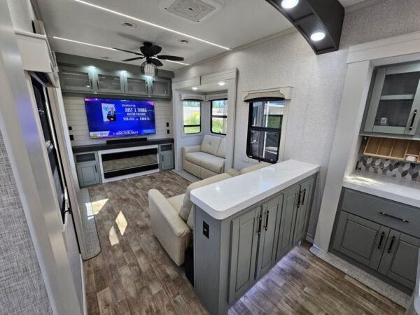 2024-Crossroads-Redwood-RW4150RD-Fifth-Wheel-Stock-K5986-on-sale-at-Poulsbo-RV-9.jpg 2024 Crossroads Redwood RW4150RD