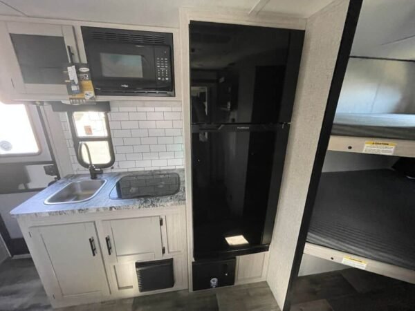2024-Crossroads-Sunset-Trail-Super-Lite-SS188BH-Travel-Trailer-Stock-K5943-on-sale-at-Poulsbo-RV-11.jpg 2024 Crossroads Sunset Trail Super Lite SS188BH