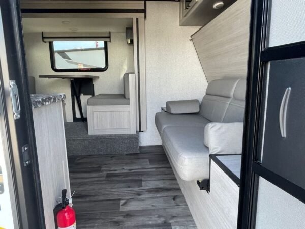 2024-Crossroads-Sunset-Trail-Super-Lite-SS188BH-Travel-Trailer-Stock-K5943-on-sale-at-Poulsbo-RV-4.jpg 2024 Crossroads Sunset Trail Super Lite SS188BH