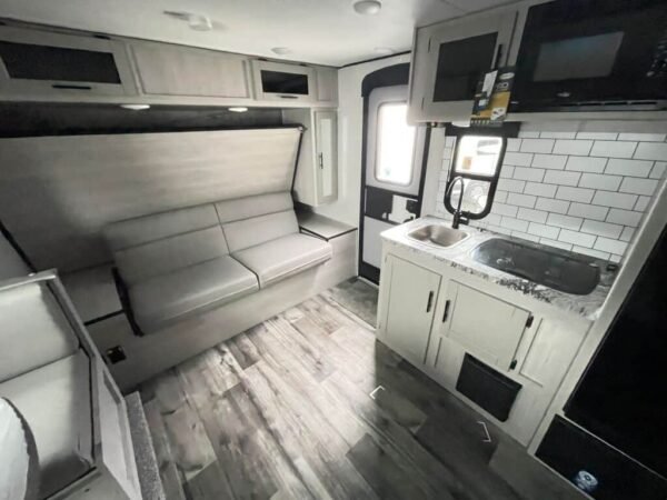 2024-Crossroads-Sunset-Trail-Super-Lite-SS188BH-Travel-Trailer-Stock-S583-on-sale-at-Poulsbo-RV-18.jpg 2024 Crossroads Sunset Trail Super Lite SS188BH