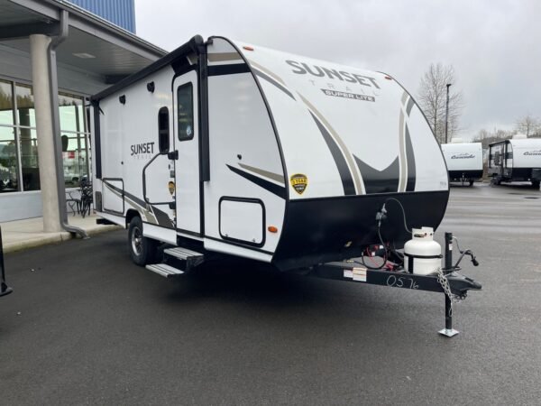 2024-Crossroads-Sunset-Trail-Super-Lite-SS188BH-Travel-Trailer-Stock-S583-on-sale-at-Poulsbo-RV-21-scaled-1.jpg 2024 Crossroads Sunset Trail Super Lite SS188BH