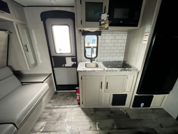 2024-Crossroads-Sunset-Trail-Super-Lite-SS188BH-Travel-Trailer-Stock-S583-on-sale-at-Poulsbo-RV-7.jpg 2024 Crossroads Sunset Trail Super Lite SS188BH