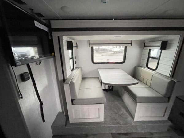 2024-Crossroads-Sunset-Trail-Super-Lite-SS188BH-Travel-Trailer-Stock-S583-on-sale-at-Poulsbo-RV-9.jpg 2024 Crossroads Sunset Trail Super Lite SS188BH