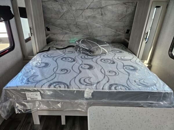 2024-Crossroads-Sunset-Trail-Super-Lite-SS212RB-Travel-Trailer-Stock-E5722-on-sale-at-Poulsbo-RV-5.jpg 2024 Crossroads Sunset Trail Super Lite SS212RB
