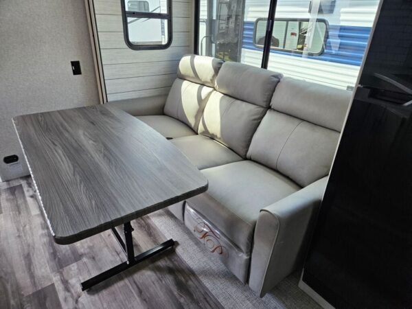 2024-Crossroads-Sunset-Trail-Super-Lite-SS212RB-Travel-Trailer-Stock-E5722-on-sale-at-Poulsbo-RV-7.jpg 2024 Crossroads Sunset Trail Super Lite SS212RB