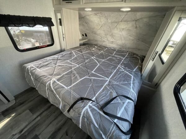 2024-Crossroads-Sunset-Trail-Super-Lite-SS212RB-Travel-Trailer-Stock-S584-on-sale-at-Poulsbo-RV-14.jpg 2024 Crossroads Sunset Trail Super Lite SS212RB