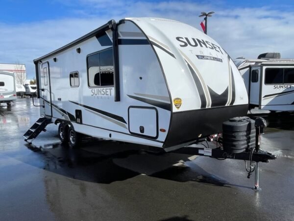2024-Crossroads-Sunset-Trail-Super-Lite-SS212RB-Travel-Trailer-Stock-S584-on-sale-at-Poulsbo-RV.jpg 2024 Crossroads Sunset Trail Super Lite SS212RB