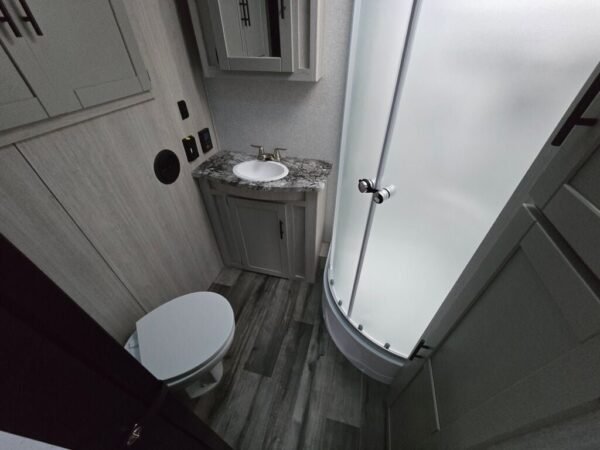 2024-Crossroads-Sunset-Trail-Super-Lite-SS222RB-Travel-Trailer-Stock-F1246-on-sale-at-Poulsbo-RV-10.jpg 2024 Crossroads Sunset Trail Super Lite SS222RB