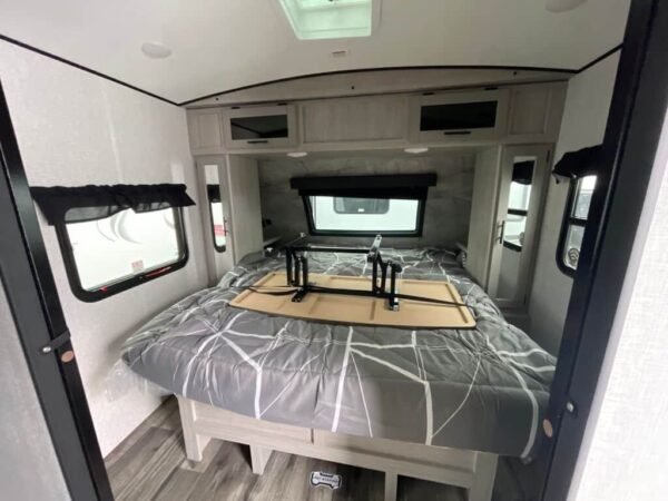 2024-Crossroads-Sunset-Trail-Super-Lite-SS222RB-Travel-Trailer-Stock-K5992-on-sale-at-Poulsbo-RV-4.jpg 2024 Crossroads Sunset Trail Super Lite SS222RB