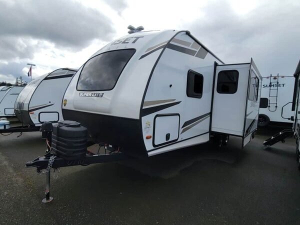 2024-Crossroads-Sunset-Trail-Super-Lite-SS222RB-Travel-Trailer-Stock-M3423-on-sale-at-Poulsbo-RV-1.jpg 2024 Crossroads Sunset Trail Super Lite SS222RB