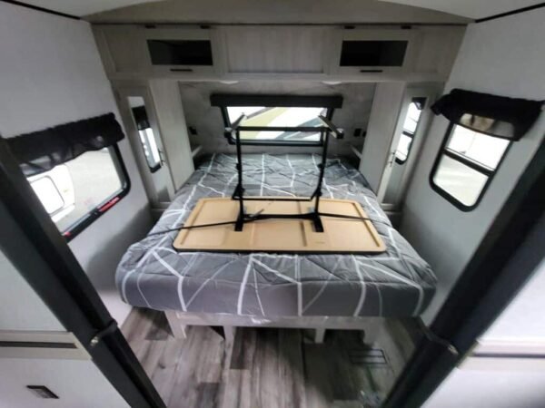2024-Crossroads-Sunset-Trail-Super-Lite-SS222RB-Travel-Trailer-Stock-M3423-on-sale-at-Poulsbo-RV-8.jpg 2024 Crossroads Sunset Trail Super Lite SS222RB
