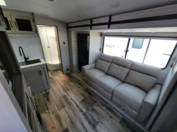 2024-Crossroads-Sunset-Trail-Super-Lite-SS222RB-Travel-Trailer-Stock-M3475-on-sale-at-Poulsbo-RV-5.jpg 2024 Crossroads Sunset Trail Super Lite SS222RB