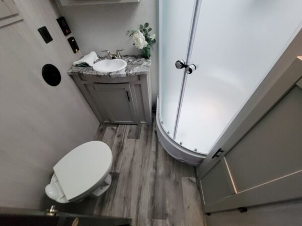 2024-Crossroads-Sunset-Trail-Super-Lite-SS222RB-Travel-Trailer-Stock-M3475-on-sale-at-Poulsbo-RV-9.jpg 2024 Crossroads Sunset Trail Super Lite SS222RB