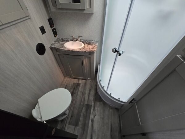 2024-Crossroads-Sunset-Trail-Super-Lite-SS222RB-Travel-Trailer-Stock-S647-on-sale-at-Poulsbo-RV-10.jpg 2024 Crossroads Sunset Trail Super Lite SS222RB