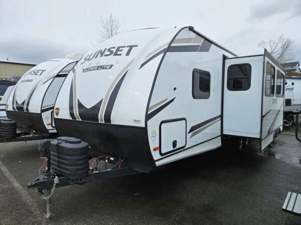 2024-Crossroads-Sunset-Trail-Super-Lite-SS253RB-Travel-Trailer-Stock-E5724-on-sale-at-Poulsbo-RV-1.jpg 2024 Crossroads Sunset Trail Super Lite SS253RB