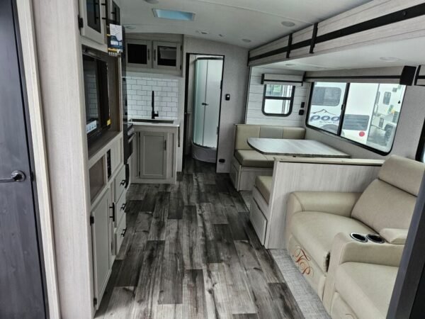2024-Crossroads-Sunset-Trail-Super-Lite-SS253RB-Travel-Trailer-Stock-E5724-on-sale-at-Poulsbo-RV-5.jpg 2024 Crossroads Sunset Trail Super Lite SS253RB