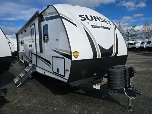 2024-Crossroads-Sunset-Trail-Super-Lite-SS253RB-Travel-Trailer-Stock-F1248-on-sale-at-Poulsbo-RV-15-scaled-1.jpg 2024 Crossroads Sunset Trail Super Lite SS253RB