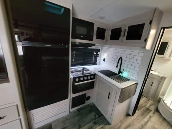 2024-Crossroads-Sunset-Trail-Super-Lite-SS253RB-Travel-Trailer-Stock-M3425-on-sale-at-Poulsbo-RV-6.jpg 2024 Crossroads Sunset Trail Super Lite SS253RB