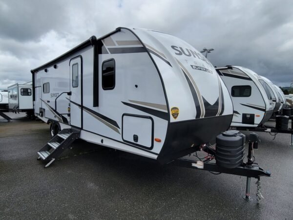 2024-Crossroads-Sunset-Trail-Super-Lite-SS253RB-Travel-Trailer-Stock-M3444-on-sale-at-Poulsbo-RV-14-scaled-1.jpg 2024 Crossroads Sunset Trail Super Lite SS253RB