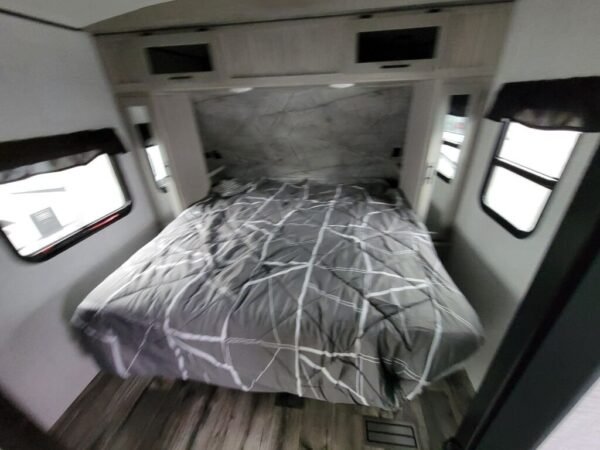 2024-Crossroads-Sunset-Trail-Super-Lite-SS253RB-Travel-Trailer-Stock-M3444-on-sale-at-Poulsbo-RV-4.jpg 2024 Crossroads Sunset Trail Super Lite SS253RB