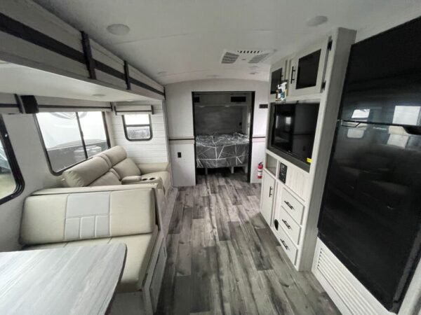 2024-Crossroads-Sunset-Trail-Super-Lite-SS253RB-Travel-Trailer-Stock-S588-on-sale-at-Poulsbo-RV-10.jpg 2024 Crossroads Sunset Trail Super Lite SS253RB