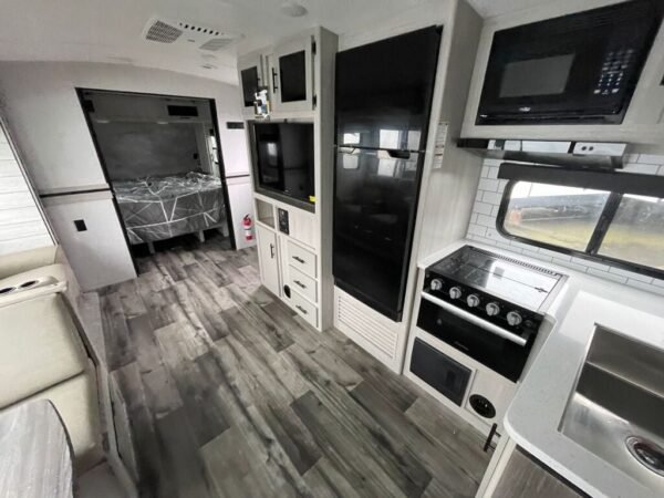 2024-Crossroads-Sunset-Trail-Super-Lite-SS253RB-Travel-Trailer-Stock-S588-on-sale-at-Poulsbo-RV-15.jpg 2024 Crossroads Sunset Trail Super Lite SS253RB