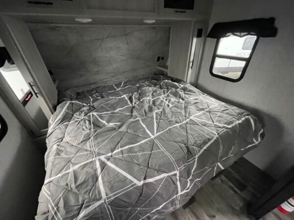 2024-Crossroads-Sunset-Trail-Super-Lite-SS253RB-Travel-Trailer-Stock-S588-on-sale-at-Poulsbo-RV-19.jpg 2024 Crossroads Sunset Trail Super Lite SS253RB