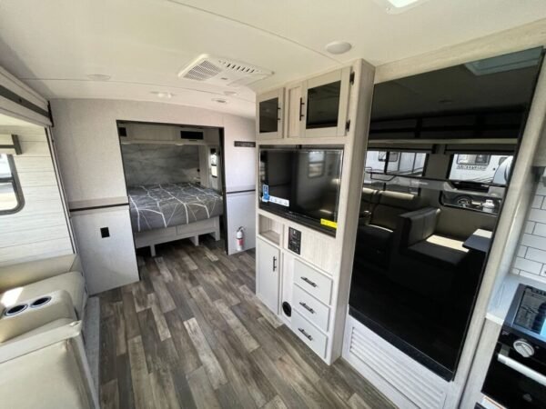 2024-Crossroads-Sunset-Trail-Super-Lite-SS253RB-Travel-Trailer-Stock-S617-on-sale-at-Poulsbo-RV-17.jpg 2024 Crossroads Sunset Trail Super Lite SS253RB