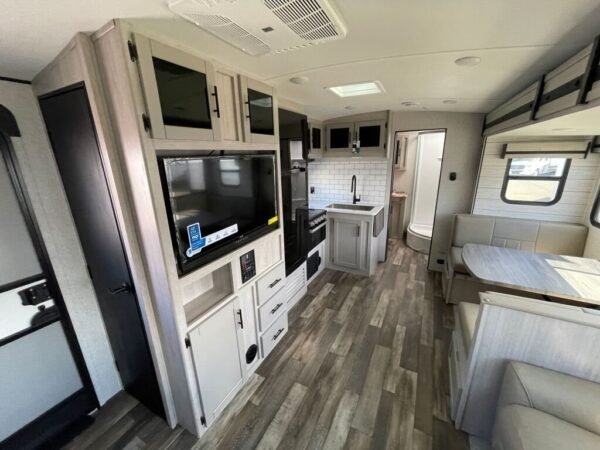 2024-Crossroads-Sunset-Trail-Super-Lite-SS253RB-Travel-Trailer-Stock-S617-on-sale-at-Poulsbo-RV-18.jpg 2024 Crossroads Sunset Trail Super Lite SS253RB