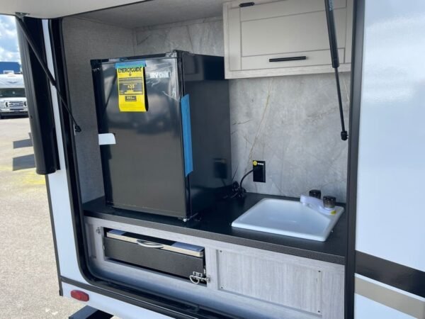 2024-Crossroads-Sunset-Trail-Super-Lite-SS253RB-Travel-Trailer-Stock-S617-on-sale-at-Poulsbo-RV-4.jpg 2024 Crossroads Sunset Trail Super Lite SS253RB