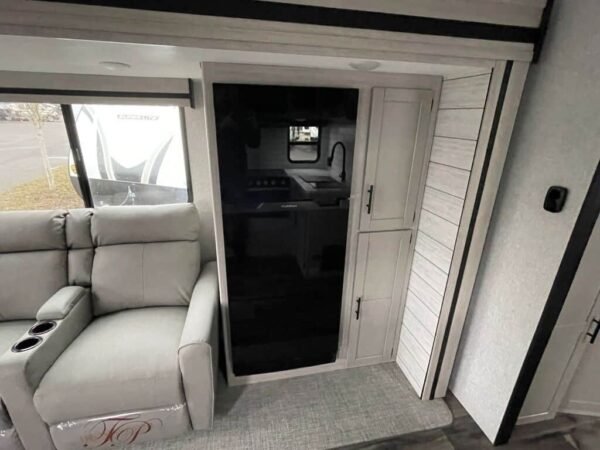 2024-Crossroads-Sunset-Trail-Super-Lite-SS258RD-Travel-Trailer-Stock-S618-on-sale-at-Poulsbo-RV-9.jpg 2024 Crossroads Sunset Trail Super Lite SS258RD