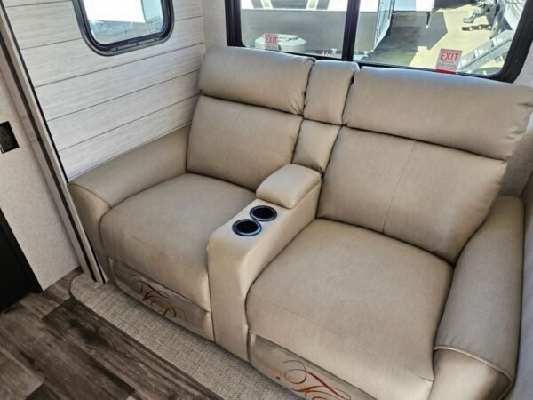 2024-Crossroads-Sunset-Trail-Super-Lite-SS269FK-Travel-Trailer-Stock-E5752-on-sale-at-Poulsbo-RV-12.jpg 2024 Crossroads Sunset Trail Super Lite SS269FK