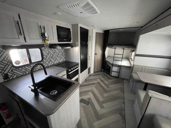 2024 Crossroads Zinger Lite ZR260BH