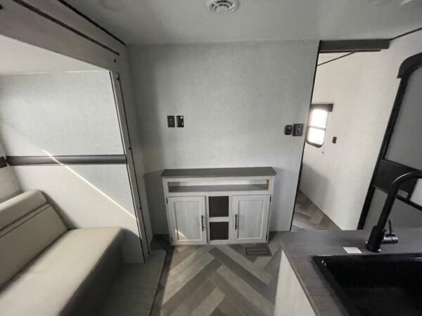 2024 Crossroads Zinger Lite ZR260BH