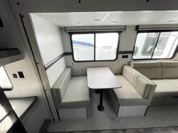 2024 Crossroads Zinger Lite ZR260BH