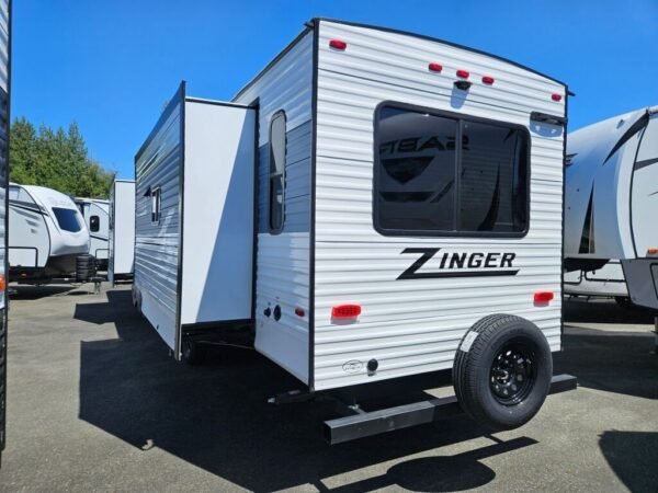 2024-Crossroads-Zinger-ZR380FB-Travel-Trailer-Stock-E5775-on-sale-at-Poulsbo-RV-2.jpg 2024 Crossroads Zinger ZR380FB
