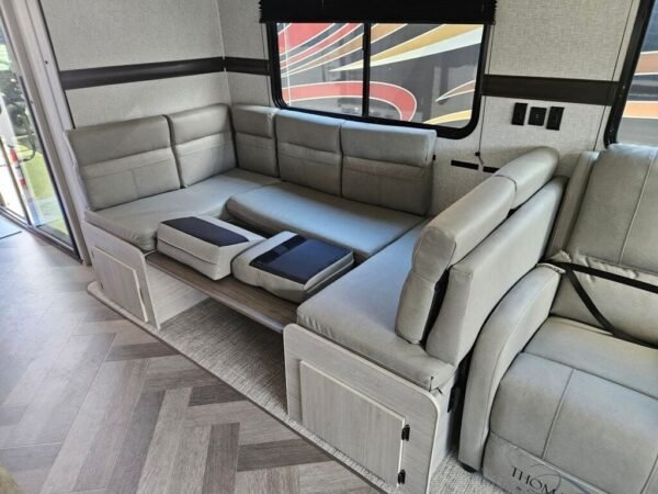 2024-Crossroads-Zinger-ZR380FB-Travel-Trailer-Stock-E5776-on-sale-at-Poulsbo-RV-12.jpg 2024 Crossroads Zinger ZR380FB