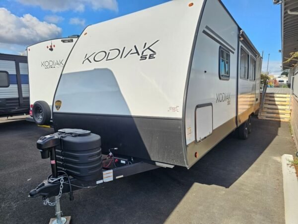 2024-Dutchmen-Kodiak-SE-27SBH-Travel-Trailer-Stock-K5894-on-sale-at-Poulsbo-RV-1.jpg 2024 Dutchmen Kodiak SE 27SBH